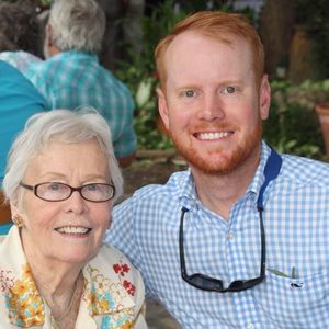 Meet your Posher, Warren